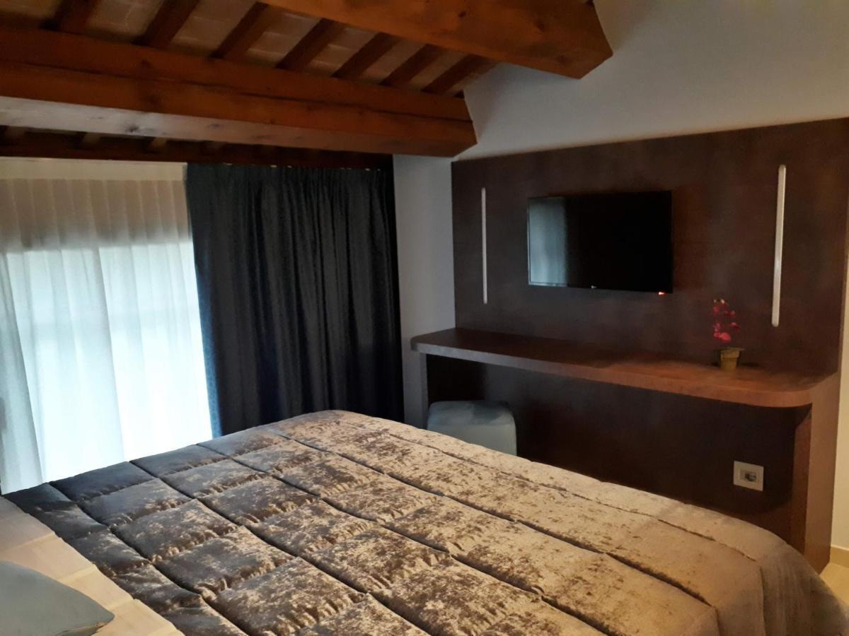Agriturismo Cabrele Santorso Luaran gambar